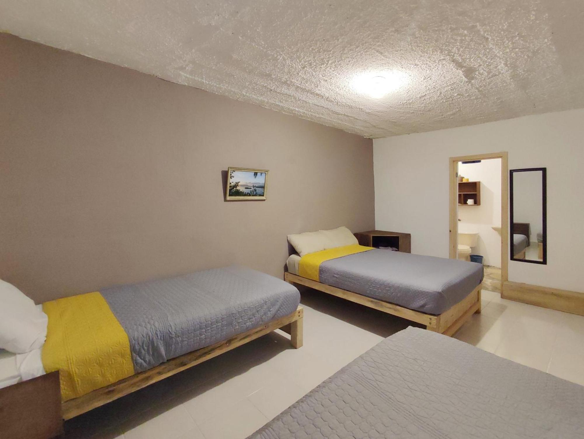 Hostal Ikal San Cristobal de las Casas Ruang foto